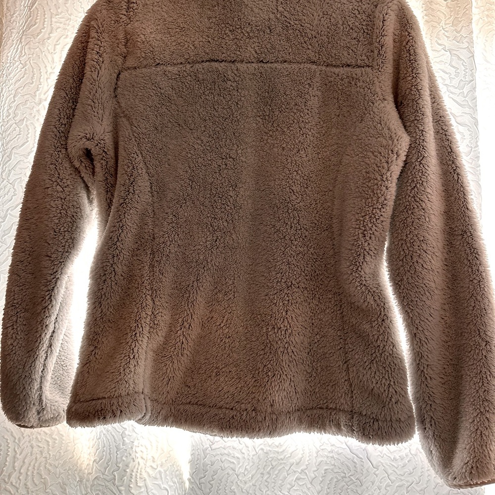 Columbia furry jacket. Super soft and warm. Barely worn.